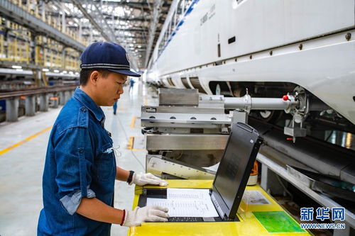 動車“體檢”記 體檢車為暑運安全保駕護航